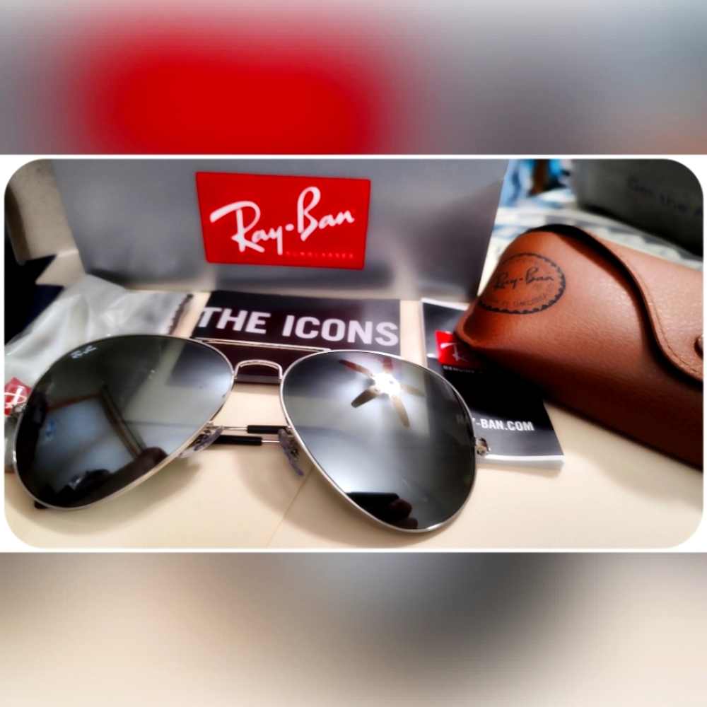 Ray Ban Large 62mm silver/mirrored Aviators New w/ accessories